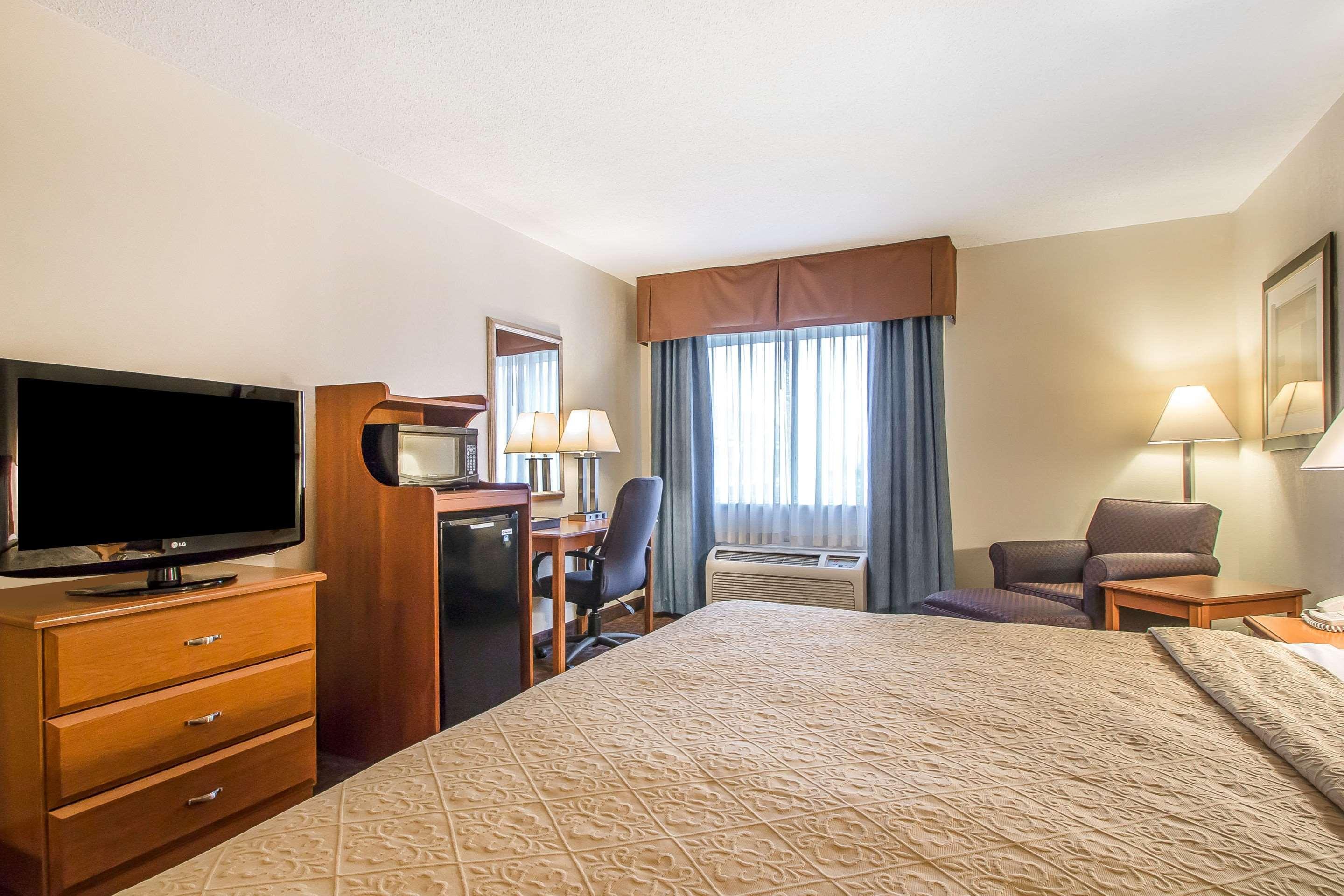 Quality Inn Morris I-80 Eksteriør bilde